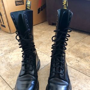 Dr.Martens 1914 Women’s Leather 14 eye boot